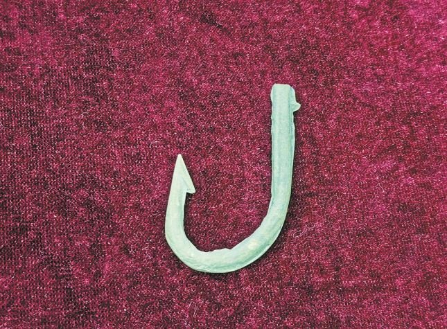 近日，宁波市文化遗产管理研究院公布最新考古发现——慈溪湾山遗址。湾山遗址位于慈溪市横河镇湾山南侧，分为东、西两个片区，分布面积合计3600平方米。