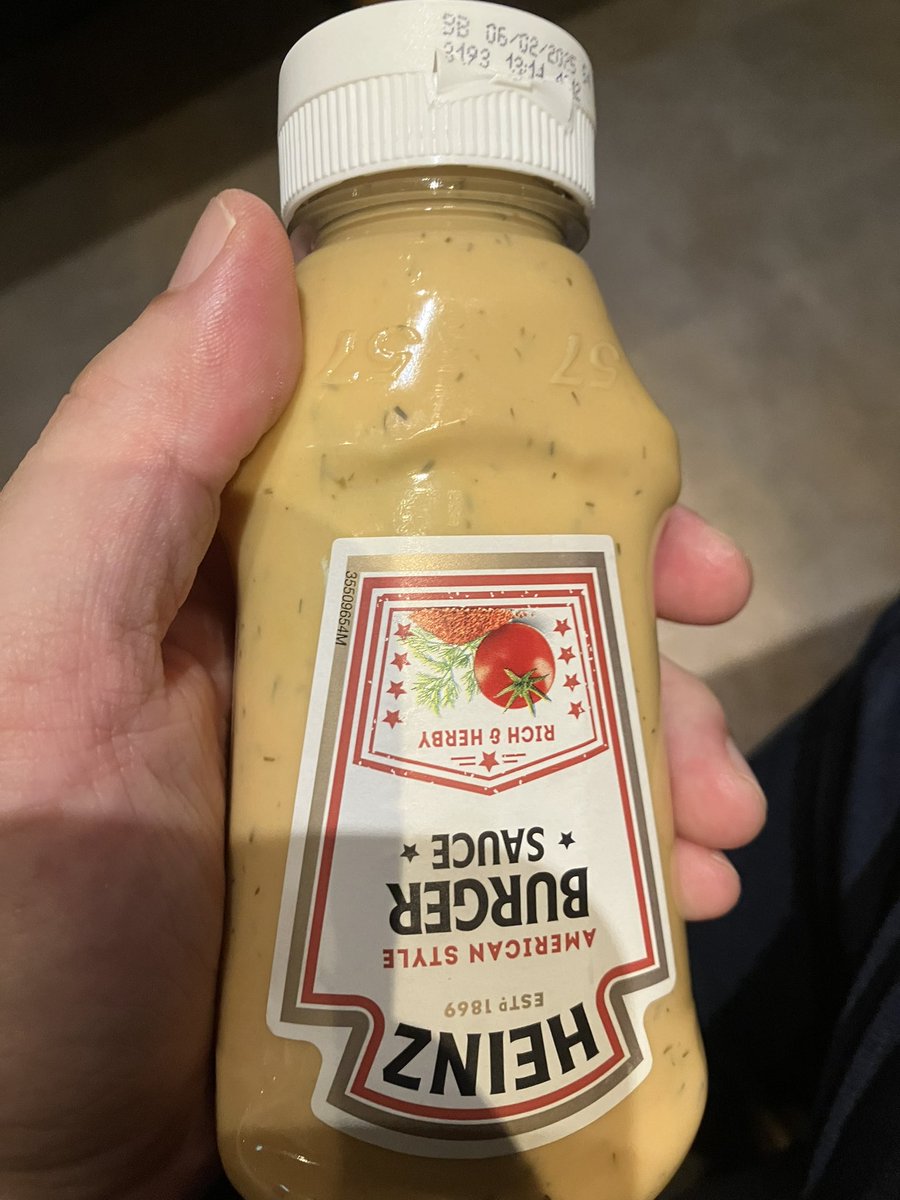 muma_ergamer_35's tweet photo. ビックマックソースしか得られないものが
ここにある
#e_Life758 https://t.co/7wBBlF3iiZ
