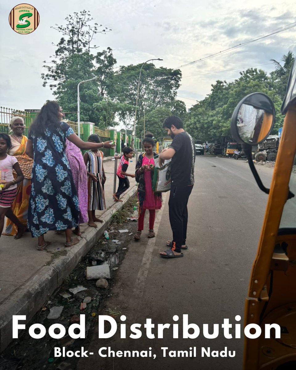 GreenSwelfares's tweet photo. Shah Satnam Ji Green ’S’ Welfare Force Wing volunteers from Chennai, Tamil Nadu, are showing exceptional kindness during this scorching summer by setting up bird baths and feeders to provide essential hydration and nourishment to birds. Additionally, they have distributed food items to those living by the roadside, offering much-needed relief to the needy. Their efforts highlight the importance of caring for both wildlife and fellow humans during challenging times. #SummerHeatwave #BirdsNurturing #FoodBank #DeraSachaSauda