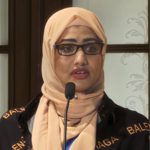 caux_iofc's tweet photo. "A world of love and fraternity is worth every single step. It is important to build bridges of understanding, recognising that our destinies are intertwined." - Amina Khalid, @iofc_uk at #CauxIntergenerational Forum.
#fraternity #love #cauxforum #bethechange #cauxfoundation https://t.co/1wjo2PWcFv