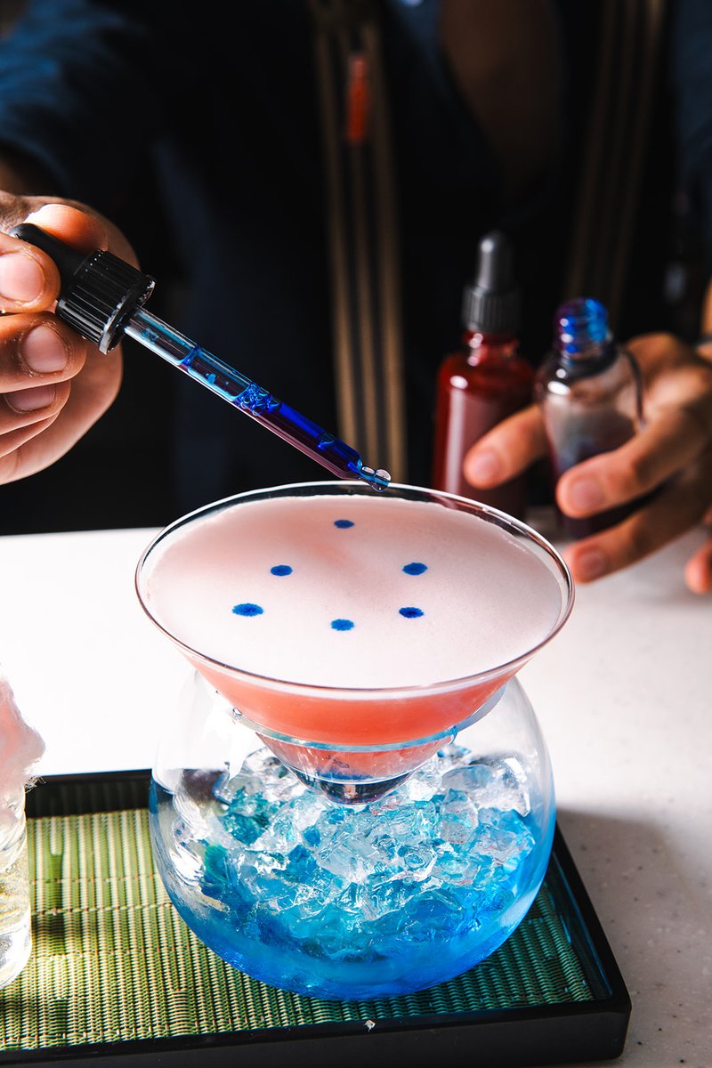 This Floral Porn Star Martini is made up of sweet passion fruit liqueur, vanilla extract, vodka, rose and elderflower cordial, and fresh lime and pineapple; a clean, elegant, and beautifully balanced serve to while away your weekend in Tunbridge Wells ✨