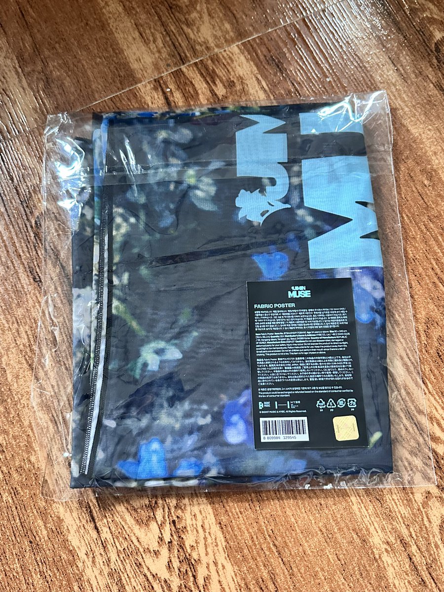 chrisjindera's tweet photo. wts lfb ph

JIMIN MUSE FABRIC POSTER
- ₱2100
- secured from the popup
- onhand (Quezon City)
- can sdd starting tomorrow

🏷️ bts bangtan park jimin muse https://t.co/954txqPEtC