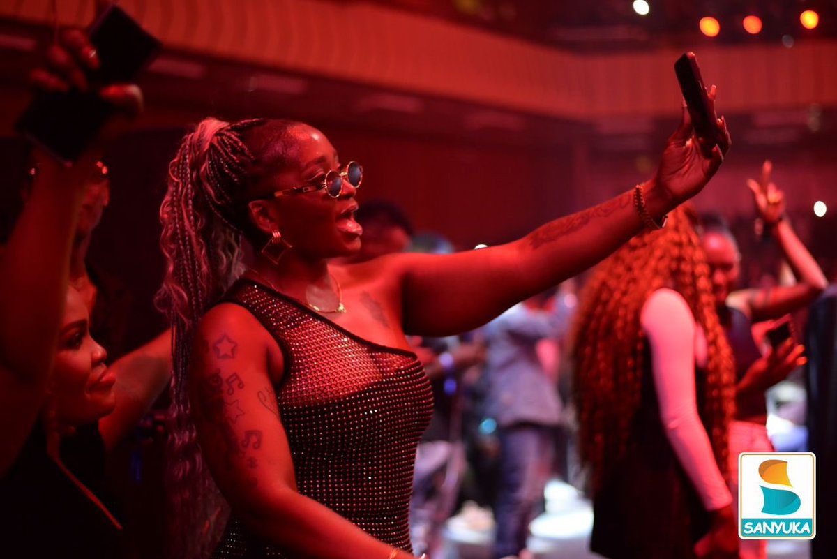 nbstv's tweet image. Some of the many stars that turned up last night. 

Spice Diana 
Jose Chameleone 
Aziz Azion 
Juliana Kanyomozi

Let’s make a #TimelessExperience star list of the night (add a name of that star that you saw in a photo, video or live).

#NBSUpdates