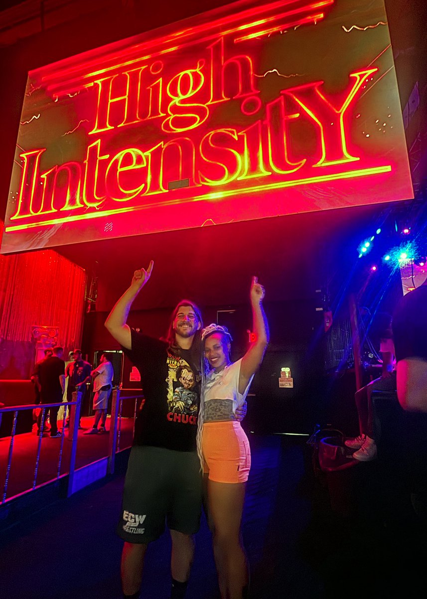 thatdudeTG's tweet image. the ones up #highintensity @HOGwrestling