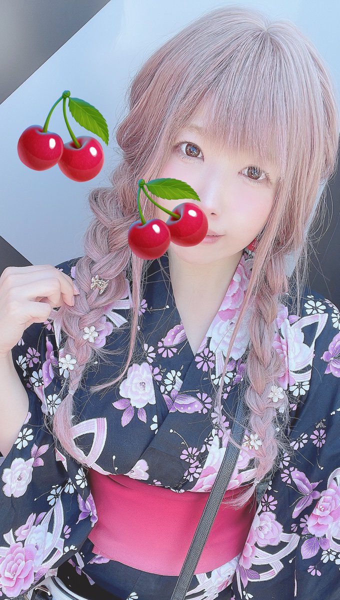 mero_slot's tweet image. 🍒8月スケジュール🍒

今年の夏は凄くアツくなるみたいだけど
体調管理に気を付けながら頑張るぞ💪❣️
みんなも気を付けてね✨️

8月もよろしくお願いします💗

＼BAR出勤します🥂𓂃🫧／
行ってみたい･場所が気になる等
ご質問あればDMください♡
 #めろスケジュール 
 #拡散希望