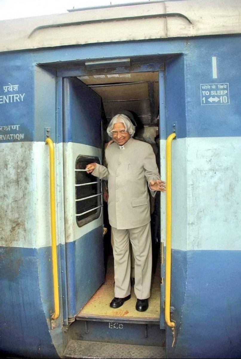 sapnachauhan22's tweet photo. #APJAbdulKalam

मिसाइल-मैन के नाम से सुप्रसिद्ध वैज्ञानिक एवं पूर्व राष्ट्रपति भारतरत्न डॉ. ए.पी.जे. अब्दुल कलाम जी |

अब्दुल कलाम , पूर्व राष्ट्रपति #apjabdulkalam #misailman
#BlessCampaign #KargilVijayDiwas
कारगिल विजय , महान वैज्ञानिक
#Olympic2024 https://t.co/CP7DLMQRK0