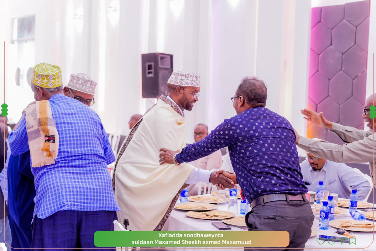 tatikod90's tweet photo. XAFLADA  SOODHAWEYNTA SULDAANKA SARUUR #SULDAANKA_GUUD_EE_SARUUR_MADARKICIS. #SULDAAN MAXMED SHEIKH AXMED MAXAMUD Suldaanka Saruur   SULDAANKA SARUUR                                                                                            #MAXMED SHEIKH AXMED MAXAMUD https://t.co/a5bdhgjT4X