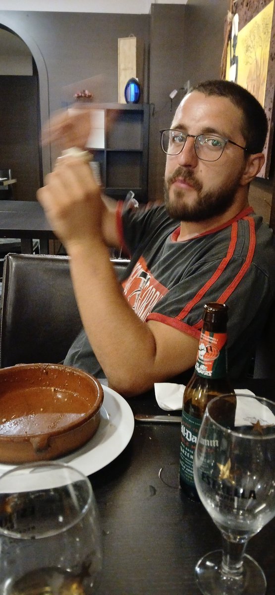 Martí tweet media
