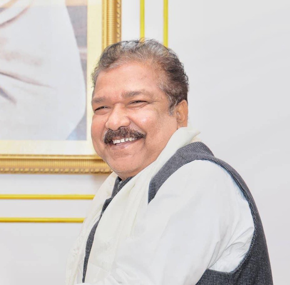 ErPKMall's tweet photo. बिहार सरकार के माननीय मंत्री एवं बिहार प्रदेश भाजपा के वरिष्ठ नेता @DilipJaiswalBJP जी को @BJP4Bihar का प्रदेश अध्यक्ष नियुक्त होने पर हार्दिक बधाई!

आपके कुशल नेतृत्व में भाजपा नई ऊंचाइयों को स्पर्श करे और प्रदेश की जनता के हित में निरंतर काम करे, मेरी शुभकामनाएं! https://t.co/Bkva2UqkBO
