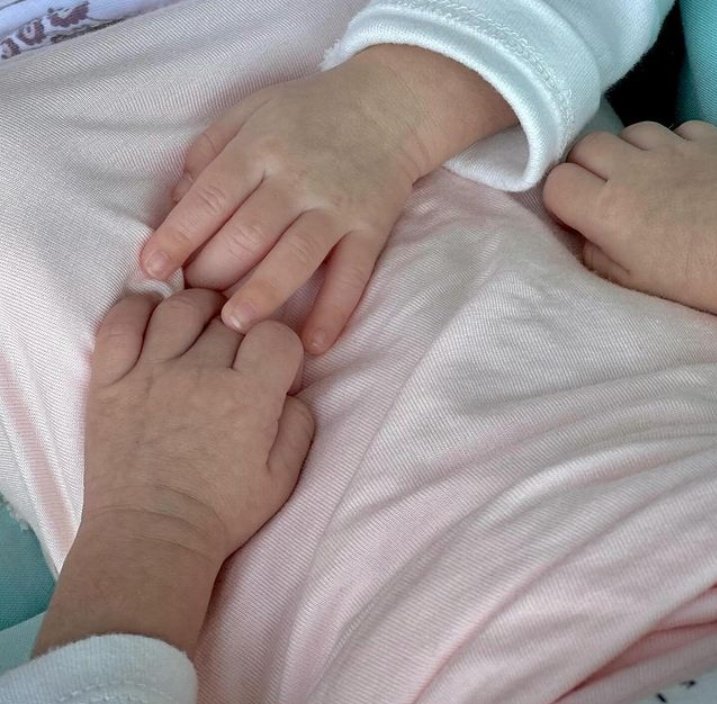 Hlotootar's tweet image. Happy 8 months 🥺😍❤🧿

#RubinaDilaik #Jeeva #Edhaa #Jeedhaa #RubiHolics  @RubiDilaik @ashukla09