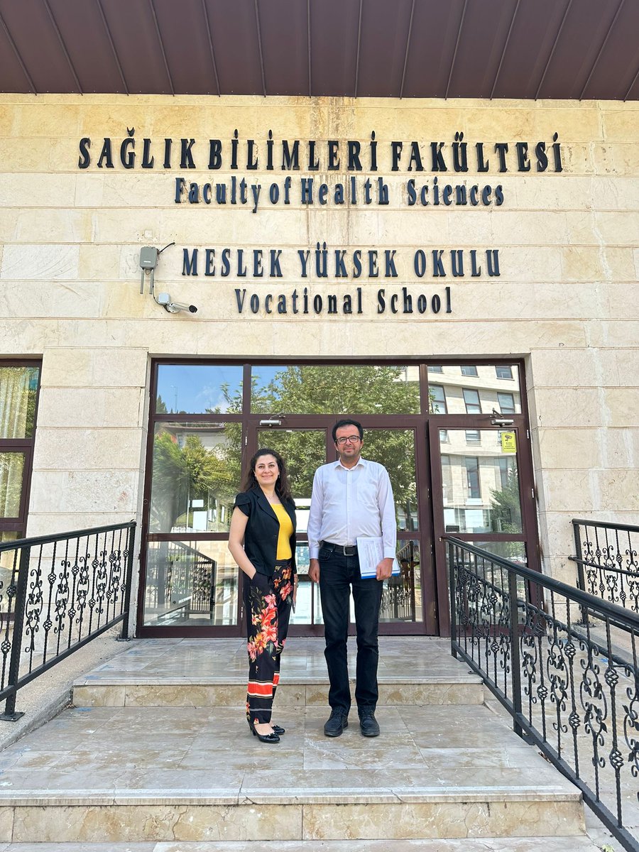 Halk sağlığı Y.lisans eğitimini bugün itibari ile tamamlamış oldum. Hayırlısı olsun