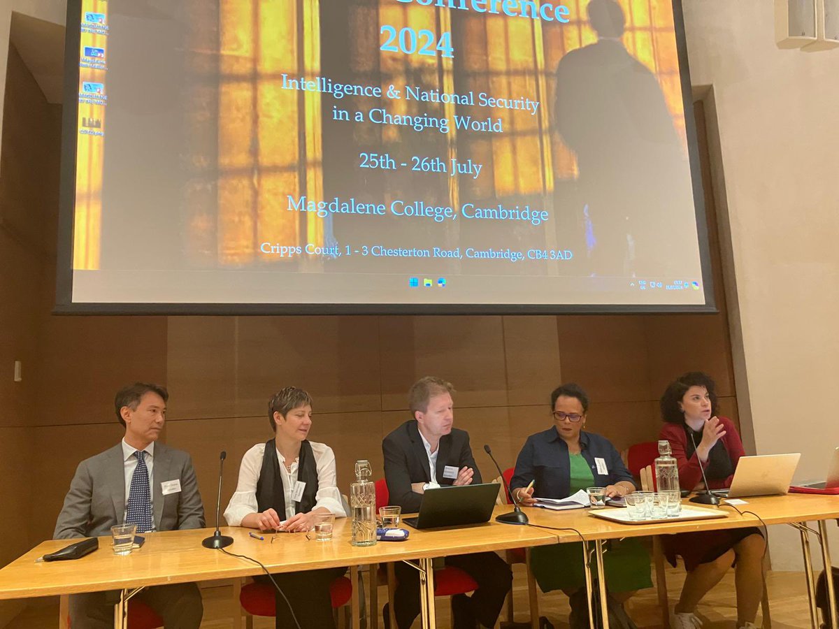 MarcOzawa's tweet photo. Enjoyed discussing Russian security developments with colleagues and students at the @Cambridge_CSi annual conference. Always good to come back to Cambridge! https://t.co/VytJYZ7xuA