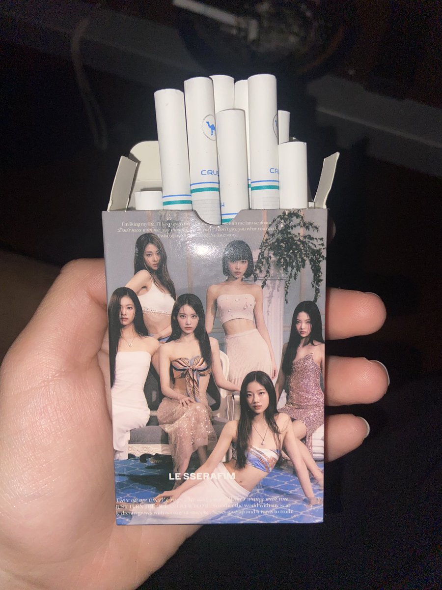 *offers you a le ssigarette*