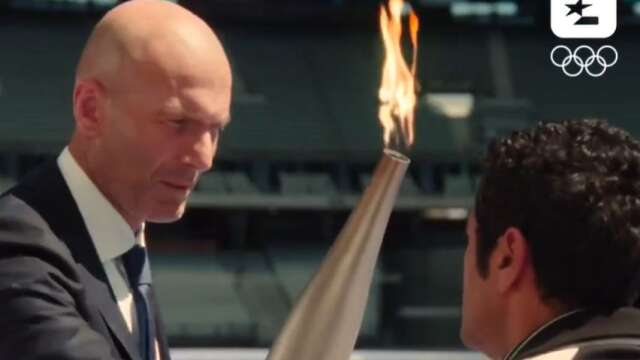 Le HuffPost tweet media