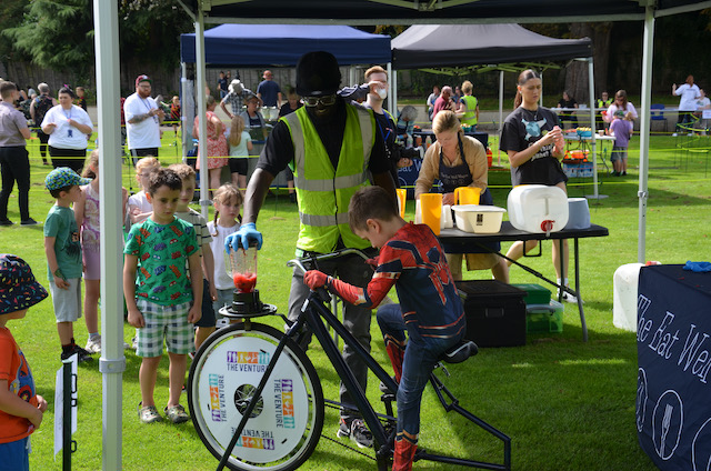 If you have booked one of our fantastic HAF activities for your child this summer and you can no longer attend, please make sure you cancel it on the Children’s Activity Booking System so that another child can enjoy the place 🏹 🎭 ⚽ 

Find out more 👉  orlo.uk/o3bn0