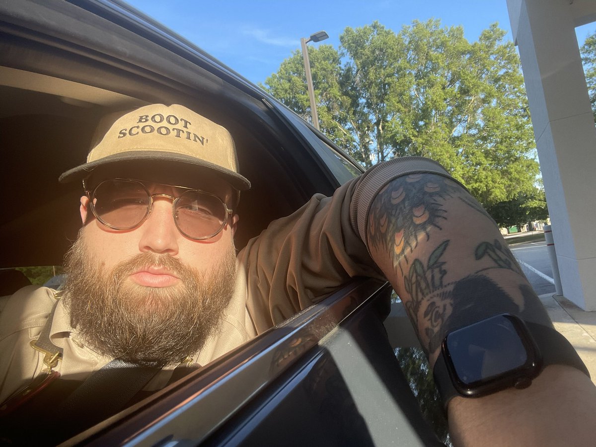 Rob tweet media