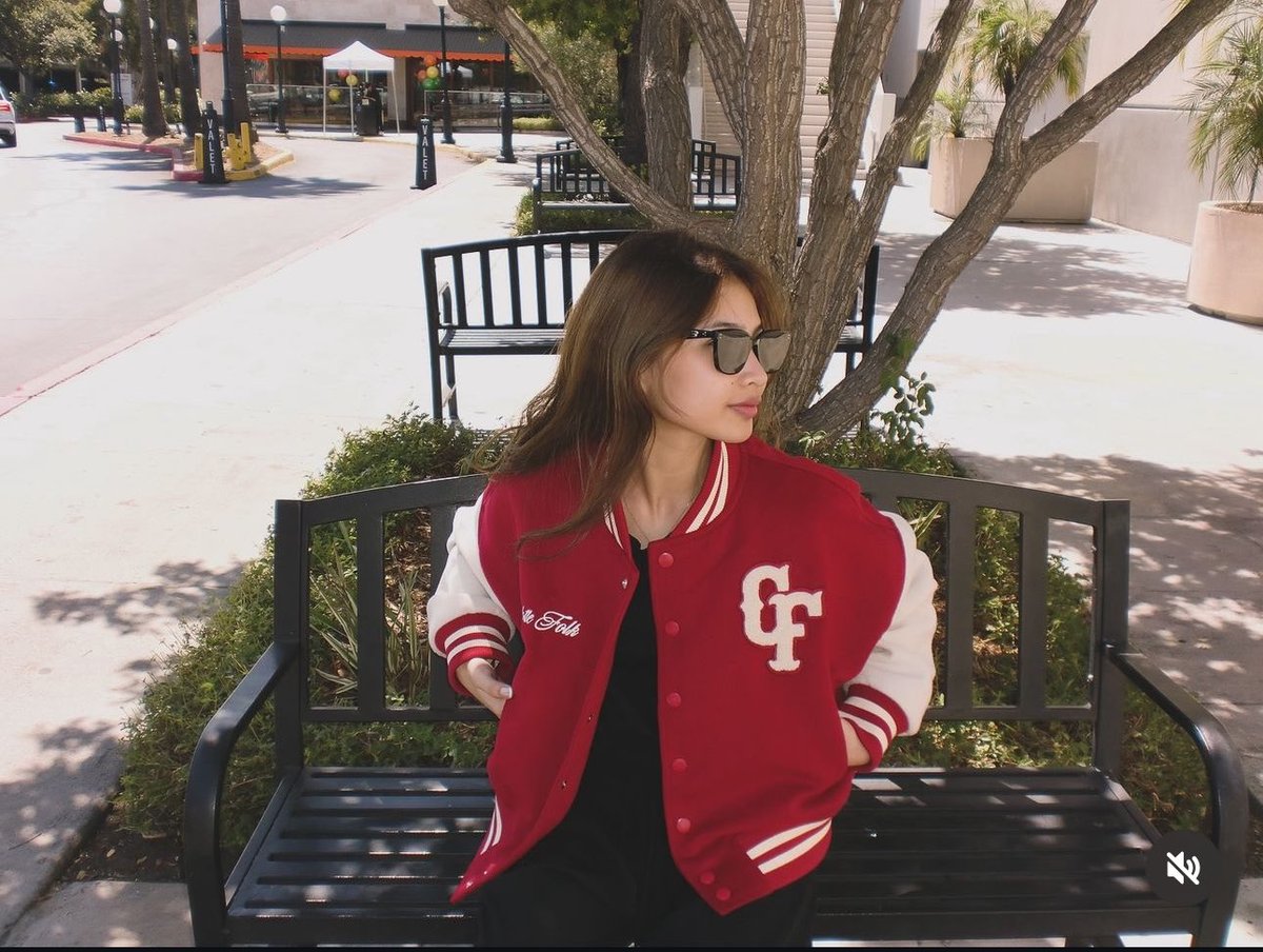 cintacole's tweet image. colet in LA kuhang kuha mo na naman ako