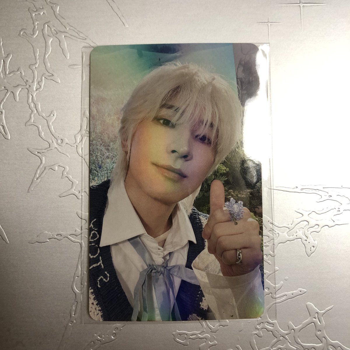 104_00_ct's tweet photo. SEVENTEEN  セブチ THIS MAN  J×W 
トレカを交換してくださる方を探しています。

譲：weverse 特典 ウォヌ

求：weverse特典 ペア ケミ ユニット
　　(ジョンハン&amp;ウォヌ)

お心当たりの方いらっしゃいましたら、お気軽にお声がけください🙇🏻‍♀️ https://t.co/1pZSunf3Xz