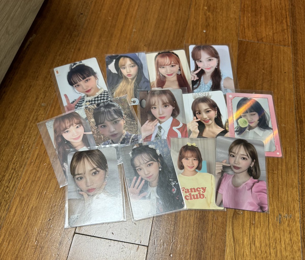 willow040909's tweet photo. 르세라핌 아이즈원 김채원 포카 양도
일괄 1.8 https://t.co/uLcWQ5ZbKW