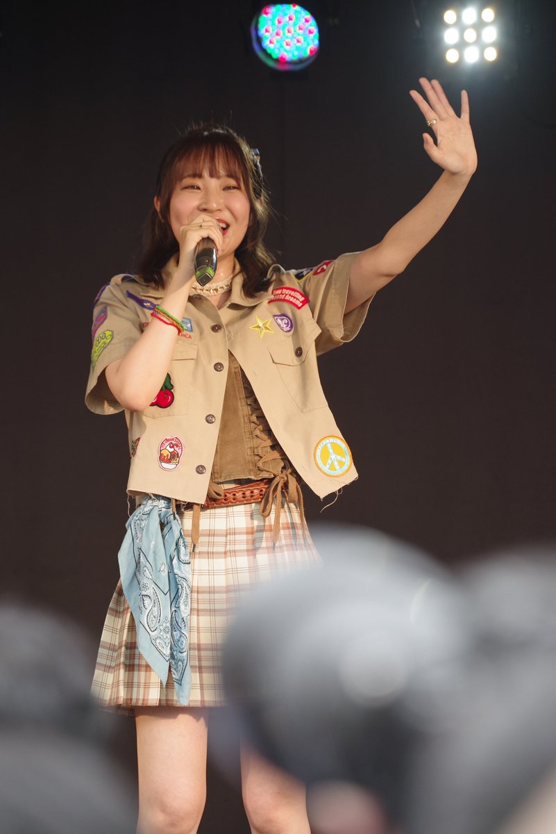 prarareng's tweet photo. 3rd大阪ぶりのNACHERRY！
やっぱりMy dream girlsが好きかもしれないっす。リブラでなっちゃんに手で差されてビビった、ライブが進むごとにだんだん人が増えてって面白かった、涼しい札幌でもアツいフリーライブでした！
#ナチェループ #NACHERRY https://t.co/mPJzSibUNh
