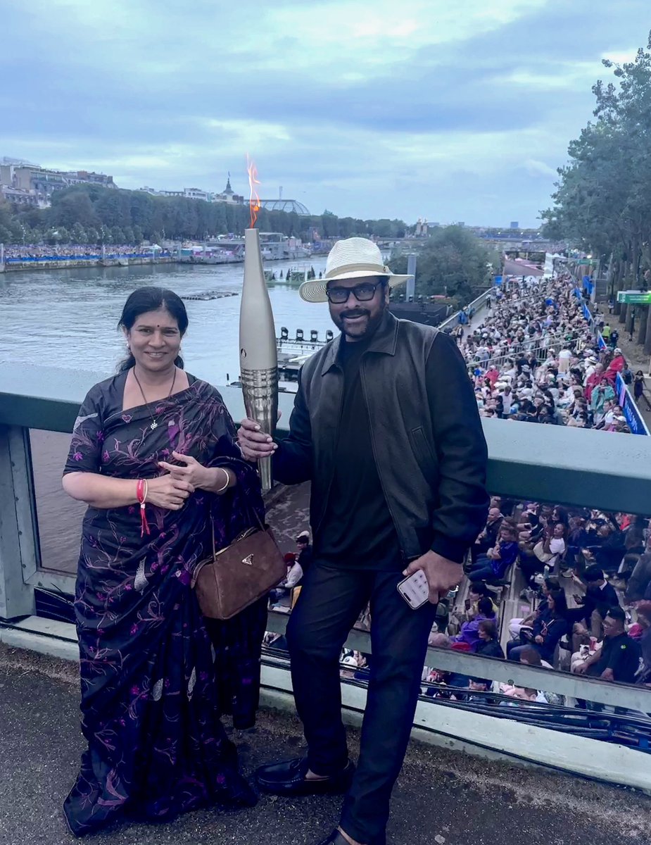 Absolutely thrilled to attend the inaugural of the #PARIS2024 #Olympics 

A delightful moment holding the Olympic Torch replica along with Surekha ! 

Wishing each and every player of our proud Indian Contingent, All the Very Best and the Best Medal Tally ever! 
Go India!!🇮🇳 Jai