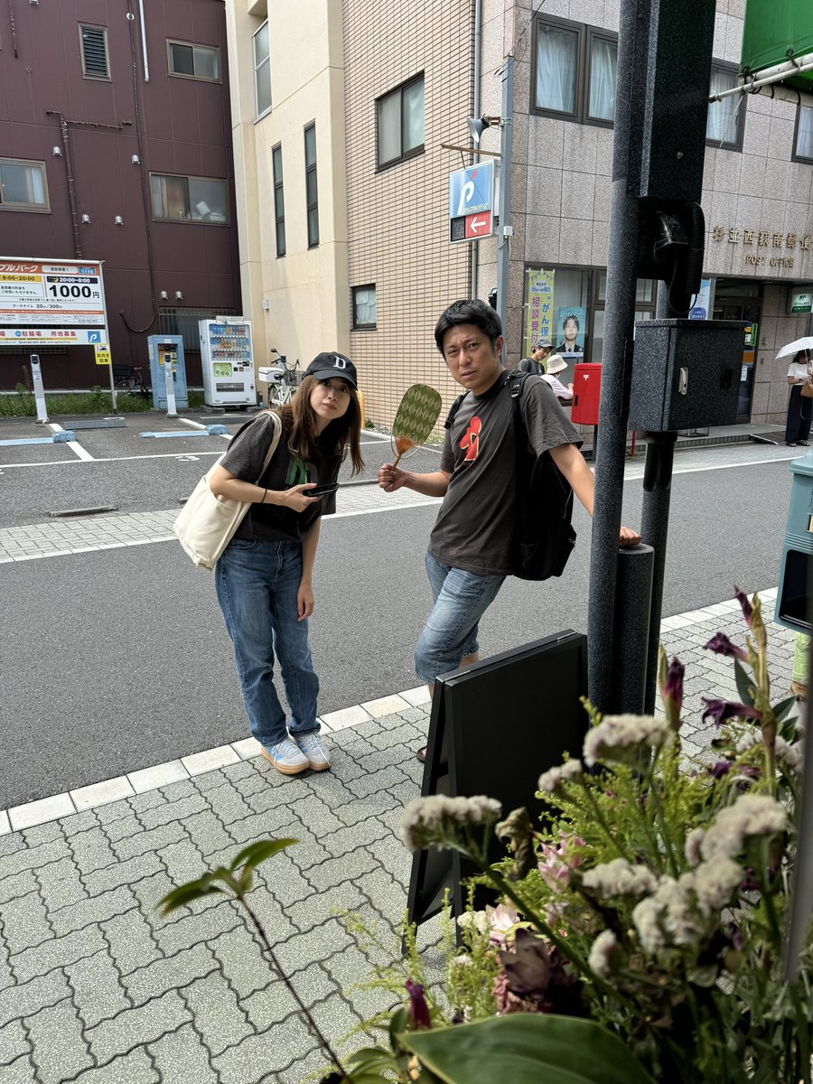 9651uesu's tweet photo. 週に2回は頭おかしいよ
誰か注意してあげてくれ
ありがとう
#何かのライブの帰りの人かと思ったらギャンでした https://t.co/7dziWrTyl2