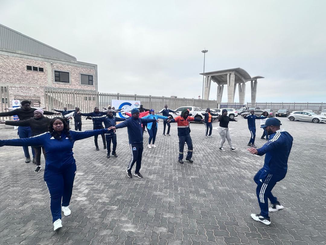 NamibianPorts's tweet photo. 🌟 Physical wellbeing is key to a thriving life! 🌟 At #Namport, we’re committed to fostering a healthy work environment. Friday's #Fitness Session with our CEO inspired #teamwork and #wellness. Let's build a #healthierfuture together! #OneVisionOneTeam. @Cliff67647362 https://t.co/9RepcEXLJ4