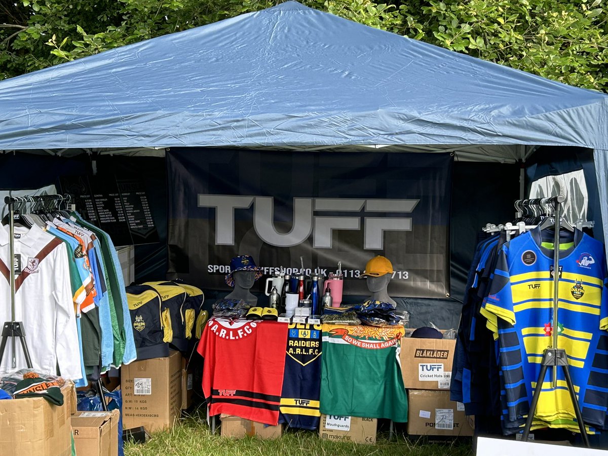 SportswearTuff's tweet photo. Come down and see us @RaidersOulton @raidettes 10% off all Oulton Leisurewear this weekend at Raider Park or Online https://t.co/WUQvoX8K2s
