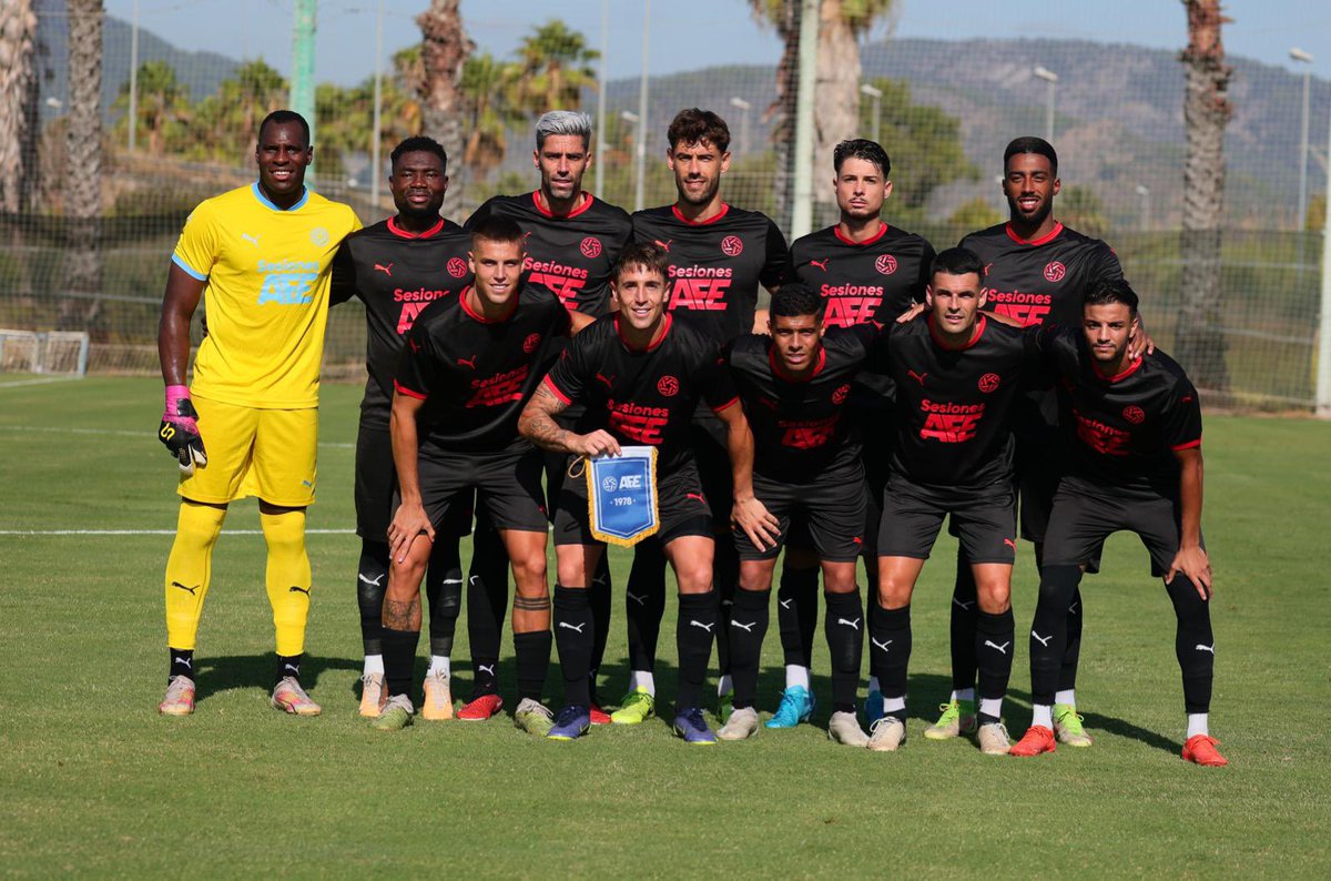 💥COMIENZA EL PARTIDO💥

⚔️ Selección #AFEFútbol 🆚 <a href="/CD_Alcoyano/">CD Alcoyano SAD</a> 

25. <a href="/taliby_1/">Taliby Konate Diakite</a>
2. <a href="/Carlitosjm94/">Carlos Julio</a>
3. <a href="/Alex_martinez6/">Alex Martinez</a>
4. <a href="/DavidMateos44/">David Mateos</a>
6. <a href="/11adri11/">Adrián León Ortega</a>
8. <a href="/jaime_delas/">jaime_delas</a>
9. <a href="/ManuelRaillo/">M.Raillo9</a>
11. <a href="/karimabu99/">Abubakar Karim</a>
17. <a href="/JavierAkapo/">Javier Akapo</a>
20. Domínguez
22. <a href="/MohaSanhajiB/">Moha Sanhaji Brahmi</a> 

🔴🎥 afefutbol.com/AFE-CDAlcoyano