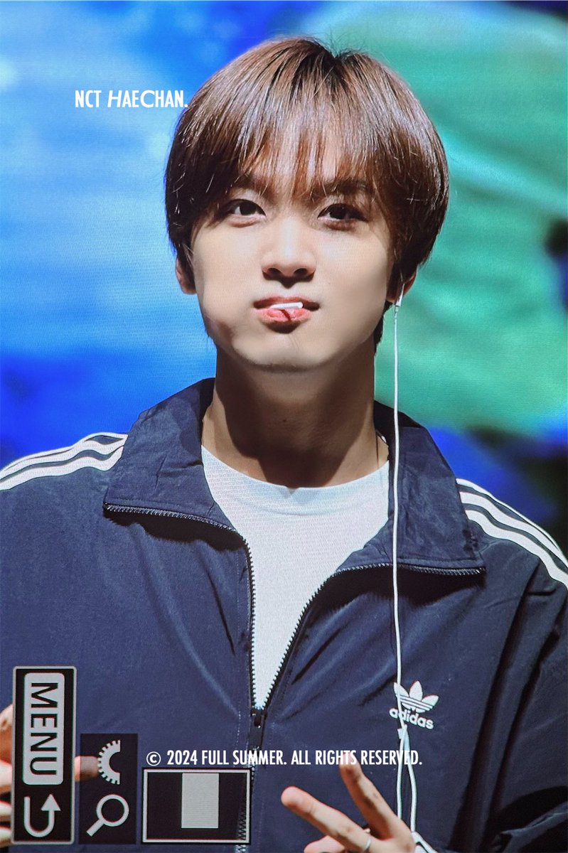 𝖿𝗎𝗅𝗅𝗌𝗎𝗆𝗆𝖾𝗋. tweet media