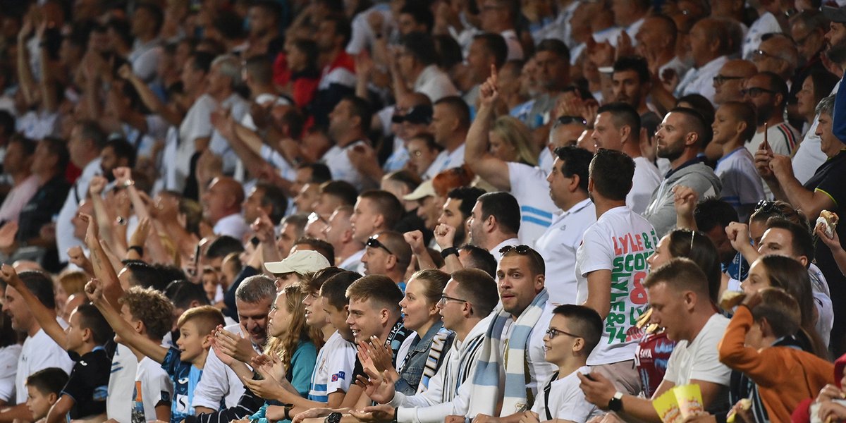 NKRijeka's tweet photo. 🎫 Nogometaši Rijeke u uzvratnoj utakmici drugog kola kvalifikacija za Europsku ligu 1. kolovoza ugostit će rumunjski Corvinul (Stadion HNK Rijeka, 20 sati). Danas je počela slobodna prodaja ulaznica 🔵⚪
Sve informacije ℹ️👉 https://t.co/8FLmtXYmuH
#ZajednosmoRijeka #ulaznice https://t.co/H8yWlB1Uy2
