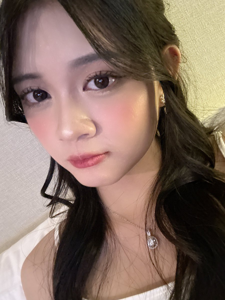 Angelina Christy tweet media