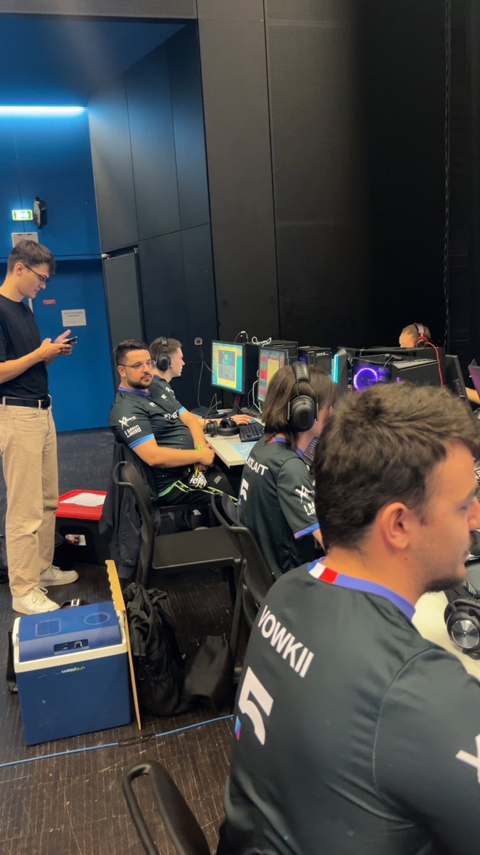 LAN READY PREMIER MATCH À 10h20 CONTRE <a href="/ErahEsport/">Erah</a> 🌸

Match cast chez <a href="/Overmaster2/">Over 🚀</a> 🤍

Nos POVs en com ⤵️