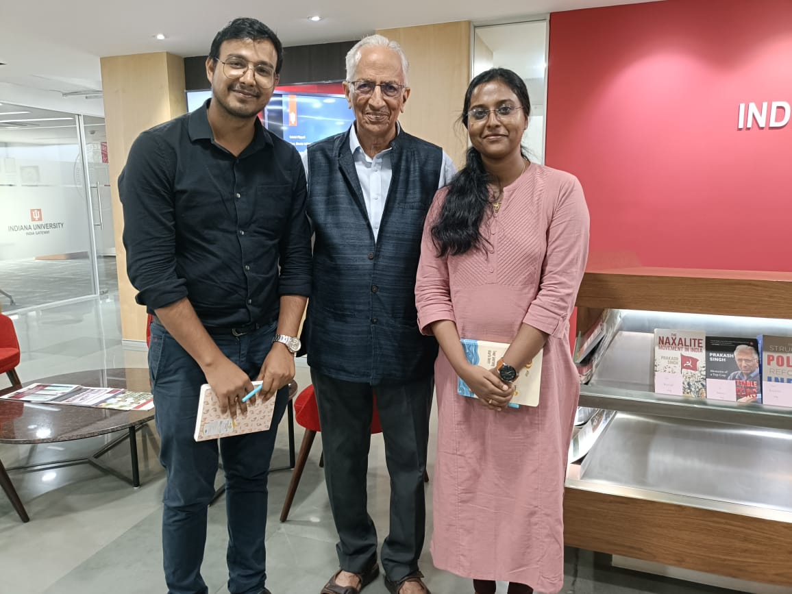 Manishraj44's tweet image. The Indian Police force and martyrdom has always attracted me and guided me what I am today. As i grew up the geography of my area brough the desire to change the force. 
And the man himeself #The_Praksh_Singh Sir gave me courage to work for it. 
Thank you @IPF_ORG.