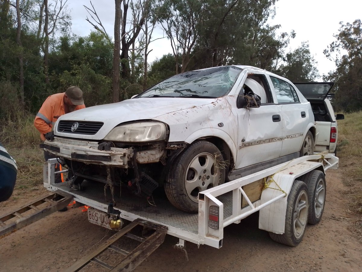 Jones16Rose's tweet photo. Had my first accident today https://t.co/lU4lqv8BLx