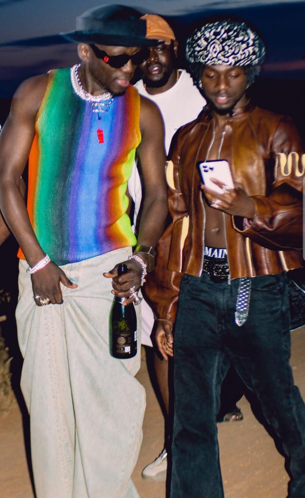 XtraUgly_'s tweet photo. SPINALL X OMAH LAY ♥️🐐 https://t.co/QpvvzpXVQD