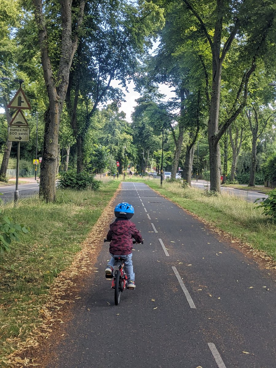 Esther Barnes tweet media