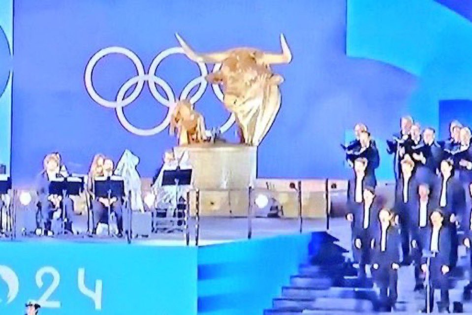 Het is duidelijk dat je als christen niets te zoeken hebt bij de Olympische Spelen in Parijs met bespottingen van het laatste avondmaal en verwijzingen naar het gouden kalf. 
#OlympischeSpelen