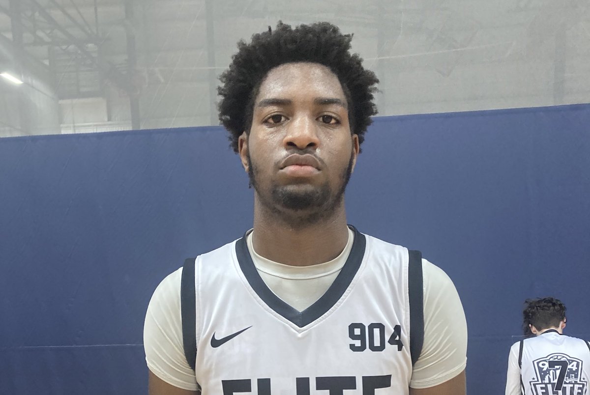 #OTRFinalRun

904 Elite gets up for an early win this morning. 

Led by 
‘27 Samuel Koko: 15p, lefty play maker with range
‘27 Damarri Young: 14p, athletic G, springs
‘27 Jakavious Dubose: 8p, strong interior rebounder