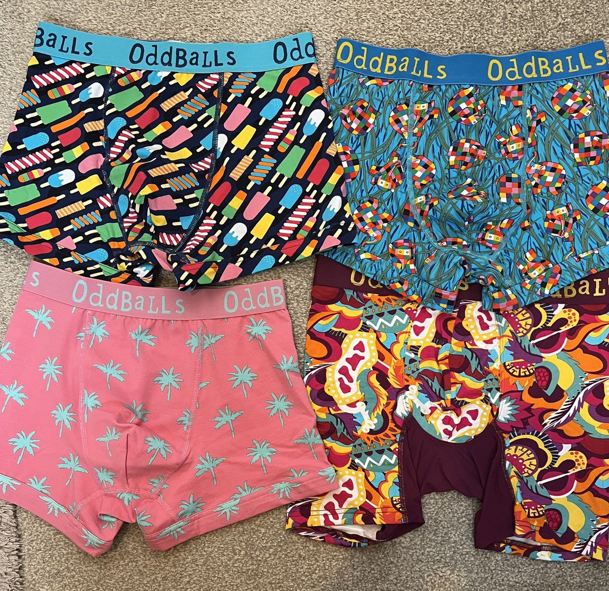 MartersBlack's tweet image. Thank you @myoddballs for my latest delivery super comfortable and colourful pants as always!! 🙌🏻
