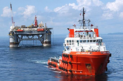Foreign77604699's tweet photo. Anchor Handling Tug Supply (AHTS) vessel are important in offshore support operations.
These are some uses 

1. Anchor handling
2. Towing
3. Supply operations
4. Emergency response

Visit: https://t.co/AWr3FUK130

Email: commercial@homalgroup.com https://t.co/J3Z4e1zVkX