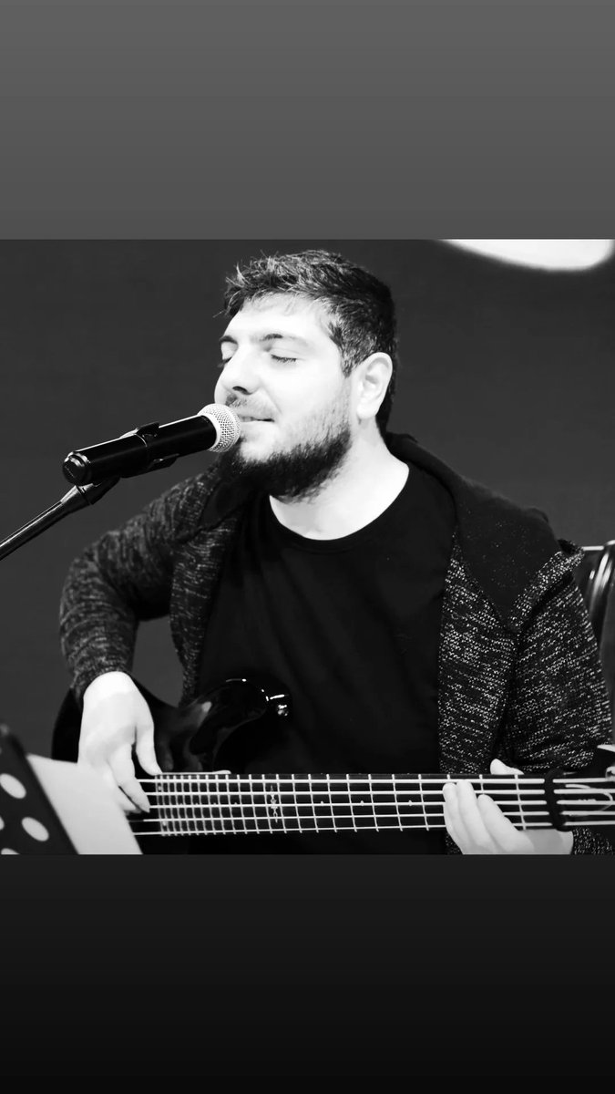 🎸🎤🎵🎶🎸

#müzik 
#sahne 
#canlımüzik
#İstanbul