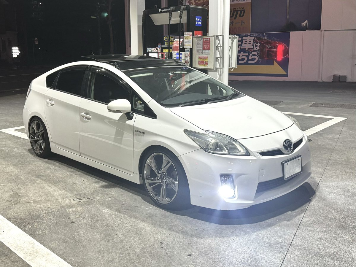 ikeya27's tweet photo. 手持ちの3台とも弄りのポイントは大体同じ感じになっちゃってる
3台ともやることなくなってモチベない… https://t.co/tBQkjHzNuj