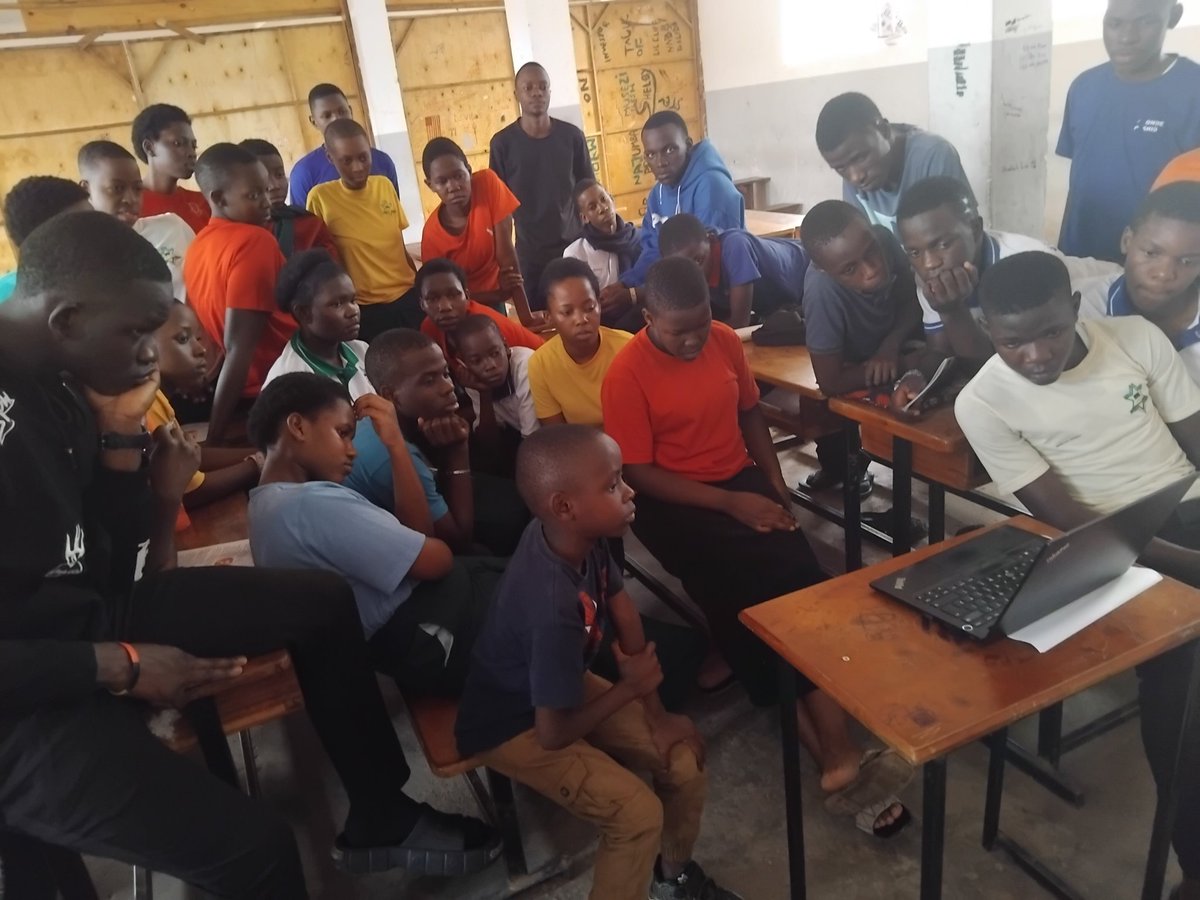 deowass's tweet photo. Happening @@KingstoneHighschool-Kawempe #MediaClubsInSChools-Program @BeatFMUganda @CapitalFMUganda @OsmanPatricia @ugstandard https://t.co/8d2okluoL5