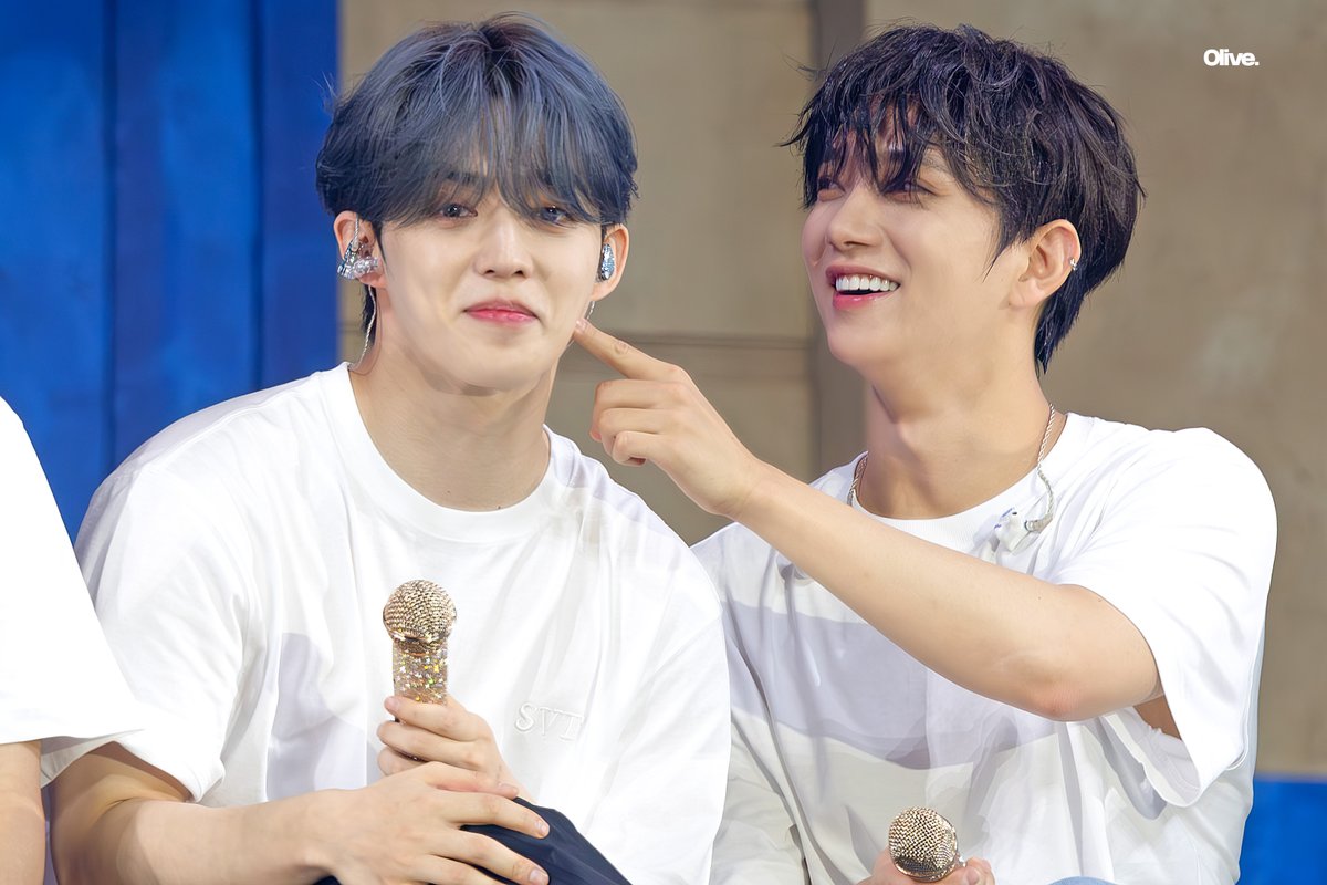 240723 캐럿랜드 CARATLAND 

하트💗
볼콕👆🏻

#세븐틴 #에스쿱스 #조슈아
#SEVENTEEN #SCOUPS #JOSHUA