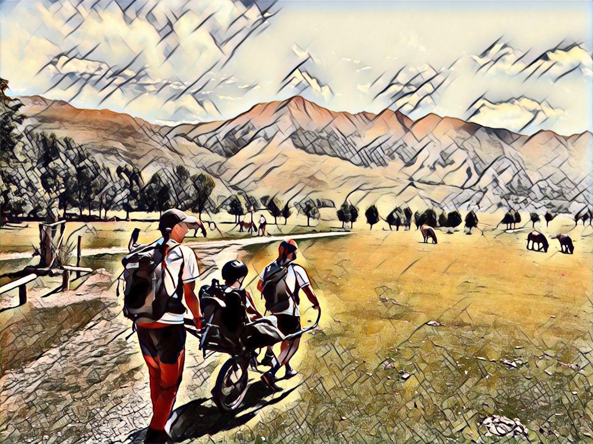 KONTXEXI: ZORTZIMILAKOETATIK HARATAGO

Badira urte batzuk Unai Elorriagak “SPrako tranbia” maixu lana idatzi zuenetik. Bertan, Lucas protagonistak, Sisha Pagmara igoko balitz bezala, amets kutsua hartuta, bere herriko eskaileretatik gora egiten zuen...

gurpiltrekblog.blogspot.com/2024/07/kontxe…