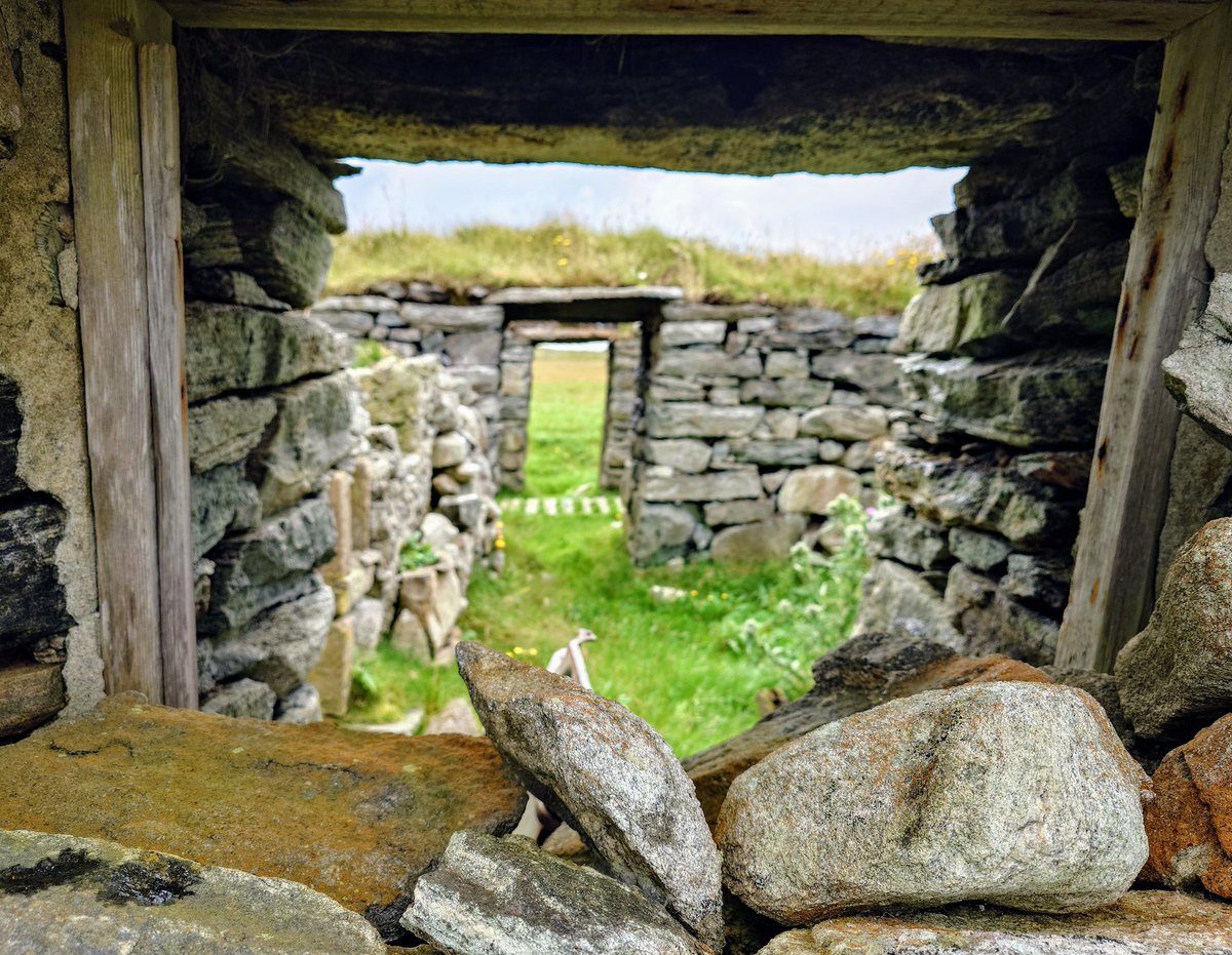 don_esson's tweet photo. #IsleofLewis
#Bragar

Windows To The Past

'Images captured 
Random moments, forever frozen in time 
Focused on the subject 
Never knowing the outcome...
A little portal to the past'.

Tygrr Robertson https://t.co/8awnB0PAOJ