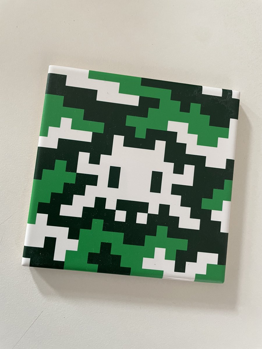 RenderAzure's tweet image. This tile was gifted to me yesterday and i fucking love it!!😍