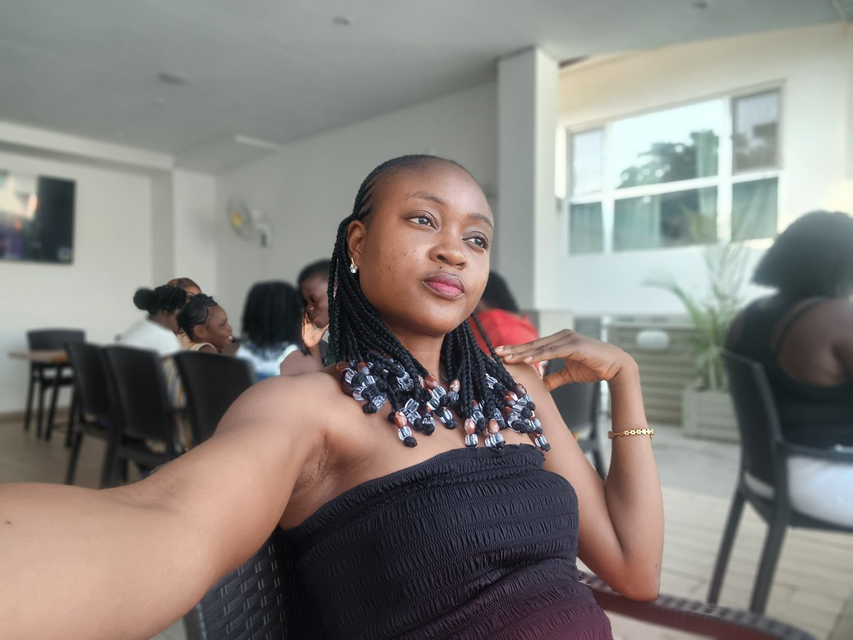 Lydeej💕🇸🇱 tweet media