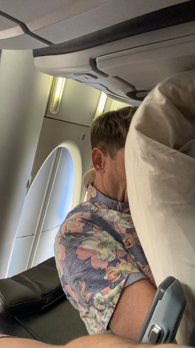 PierceThePro's tweet image. Can’t wait to wake this guy up every 10 minutes to piss